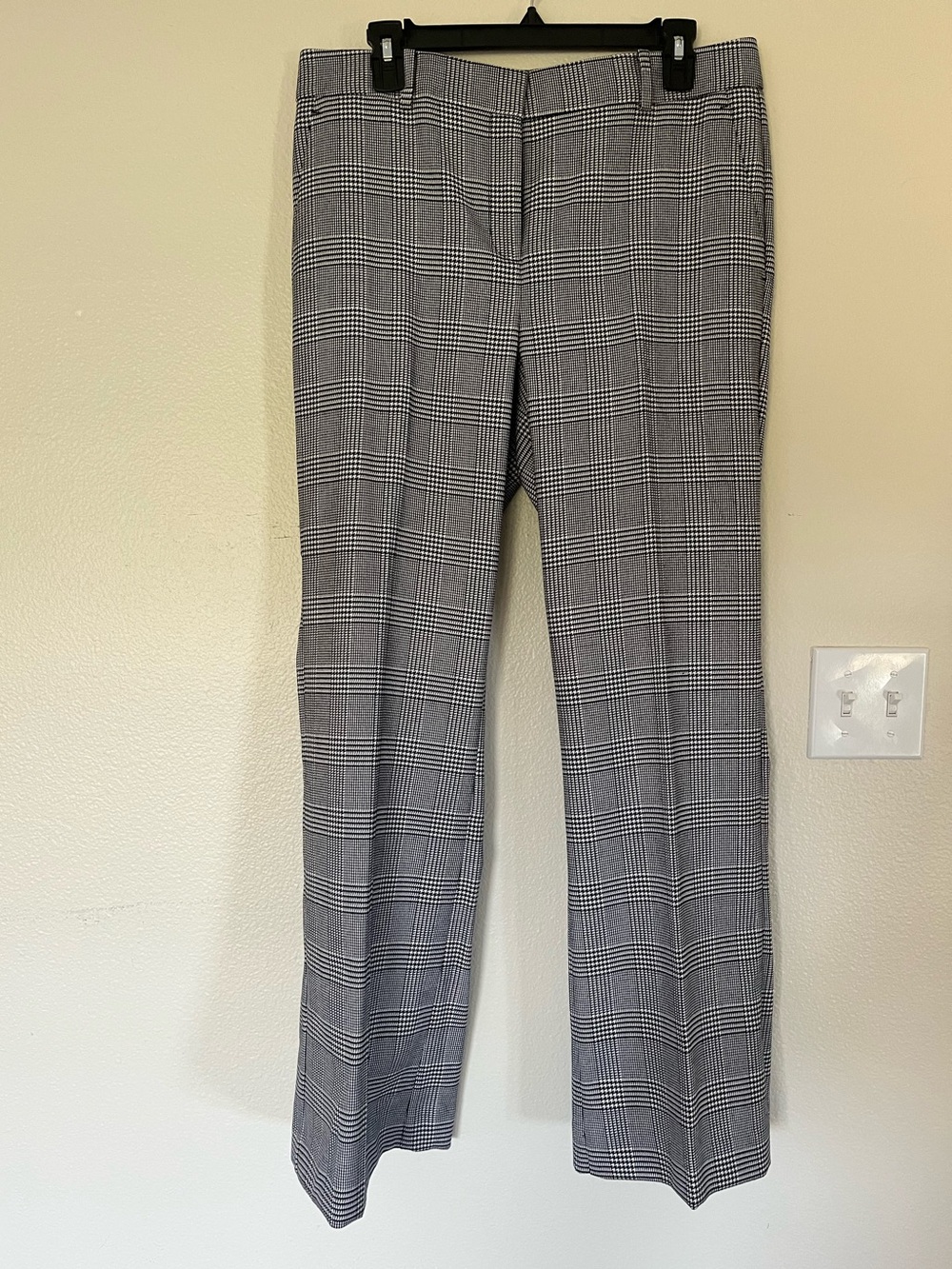 BRAND NEW! Ann Taylor Plaid Trousers - Jayne Fit